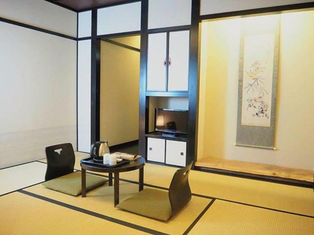 The Edo Sakura Ryokan Tōkyō